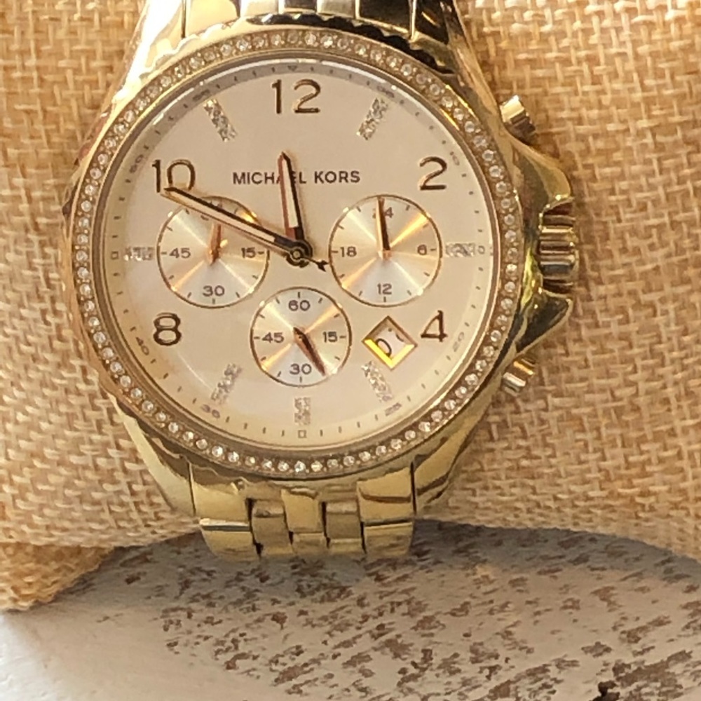 Michael Kors Gold embezzled watch